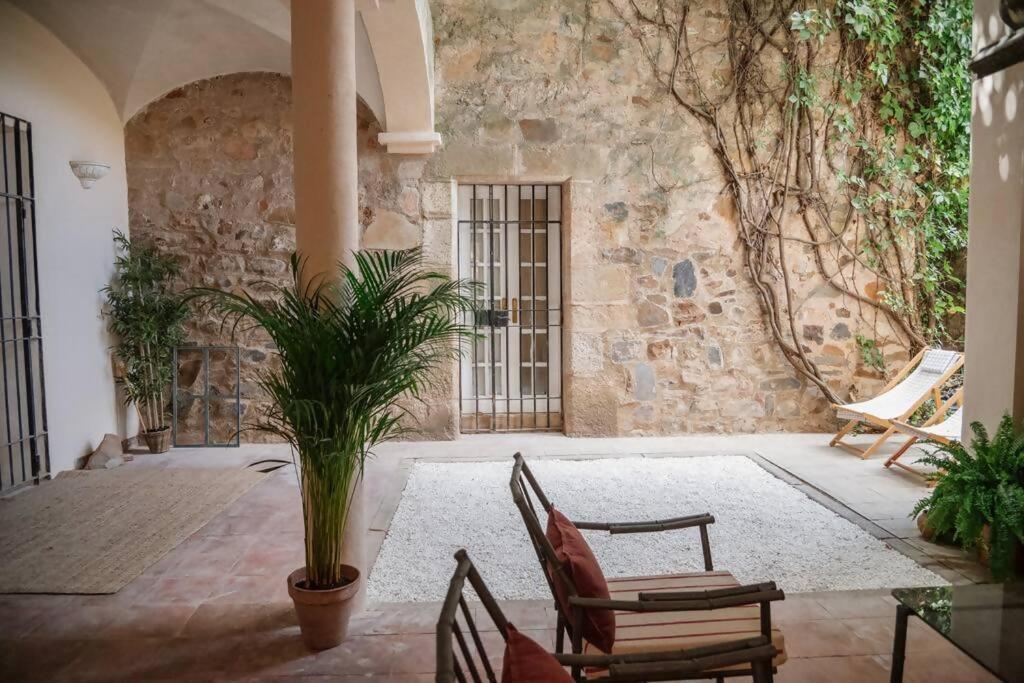 Appartement Casa Aguila Casco Antiguo Patio Privado à Caces Extérieur photo